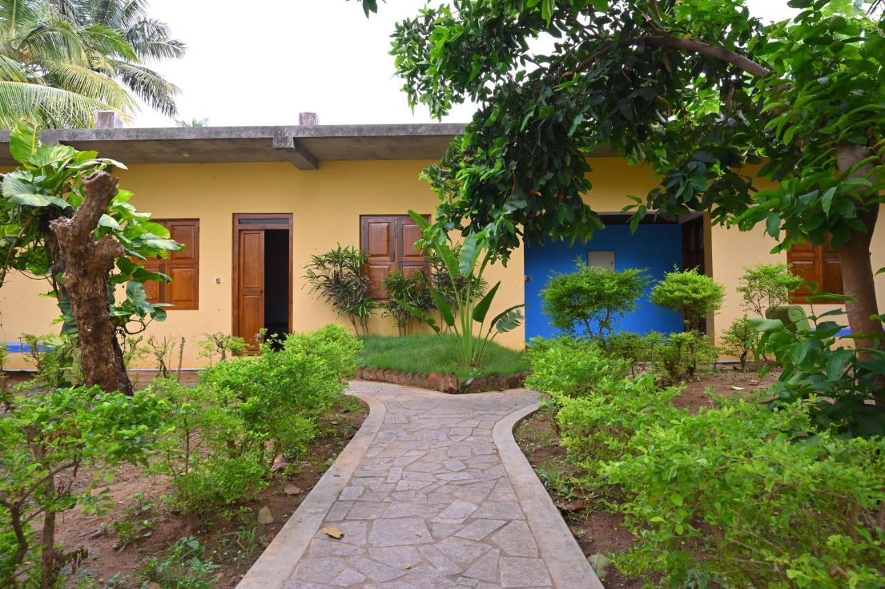 Les Boganveillea Heritage Guest House Auroville Exterior foto