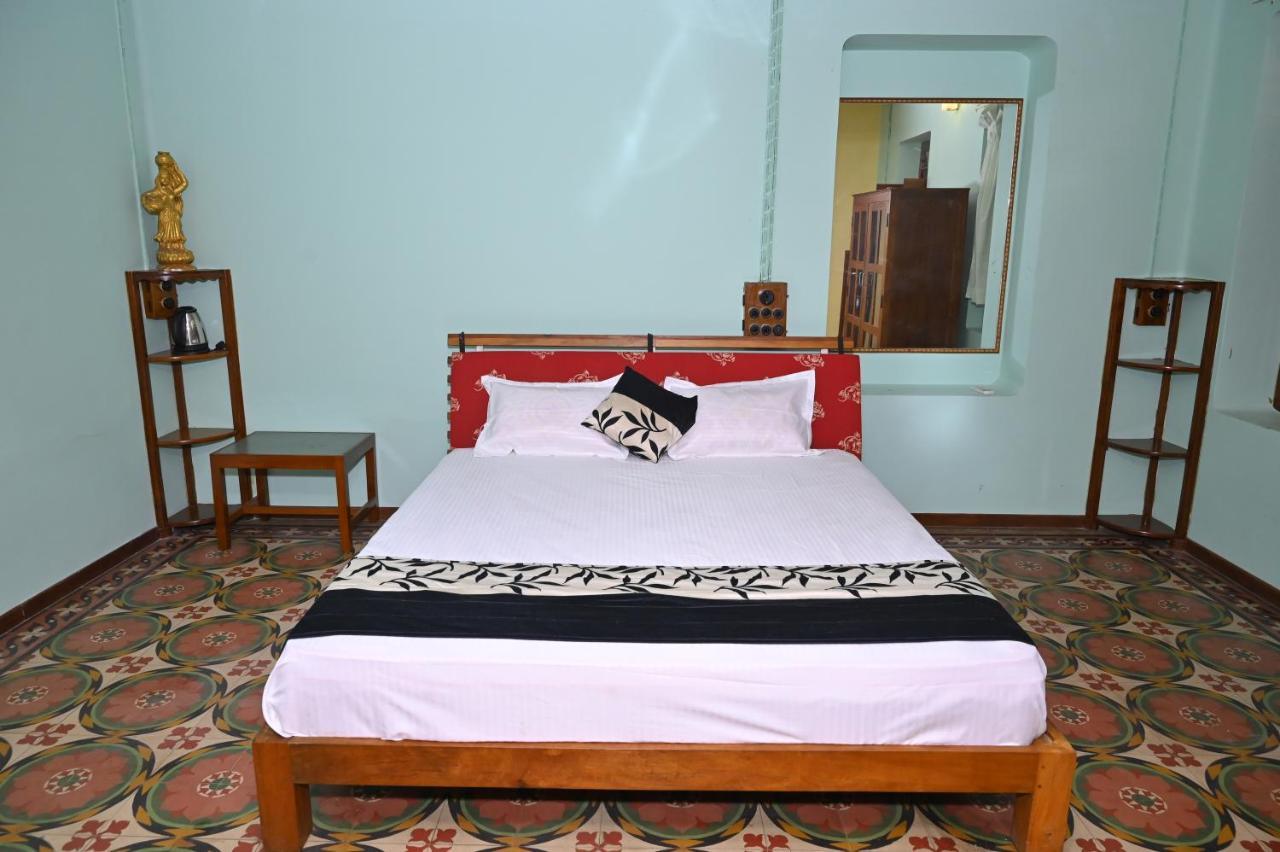 Les Boganveillea Heritage Guest House Auroville Exterior foto