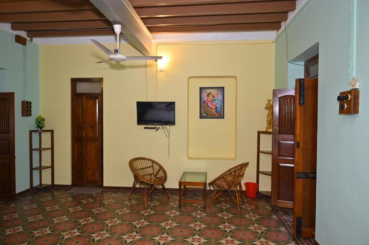 Les Boganveillea Heritage Guest House Auroville Exterior foto