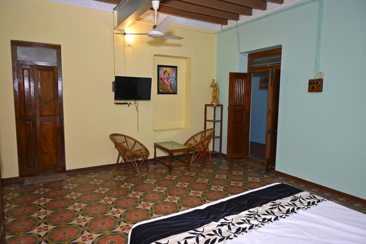 Les Boganveillea Heritage Guest House Auroville Exterior foto