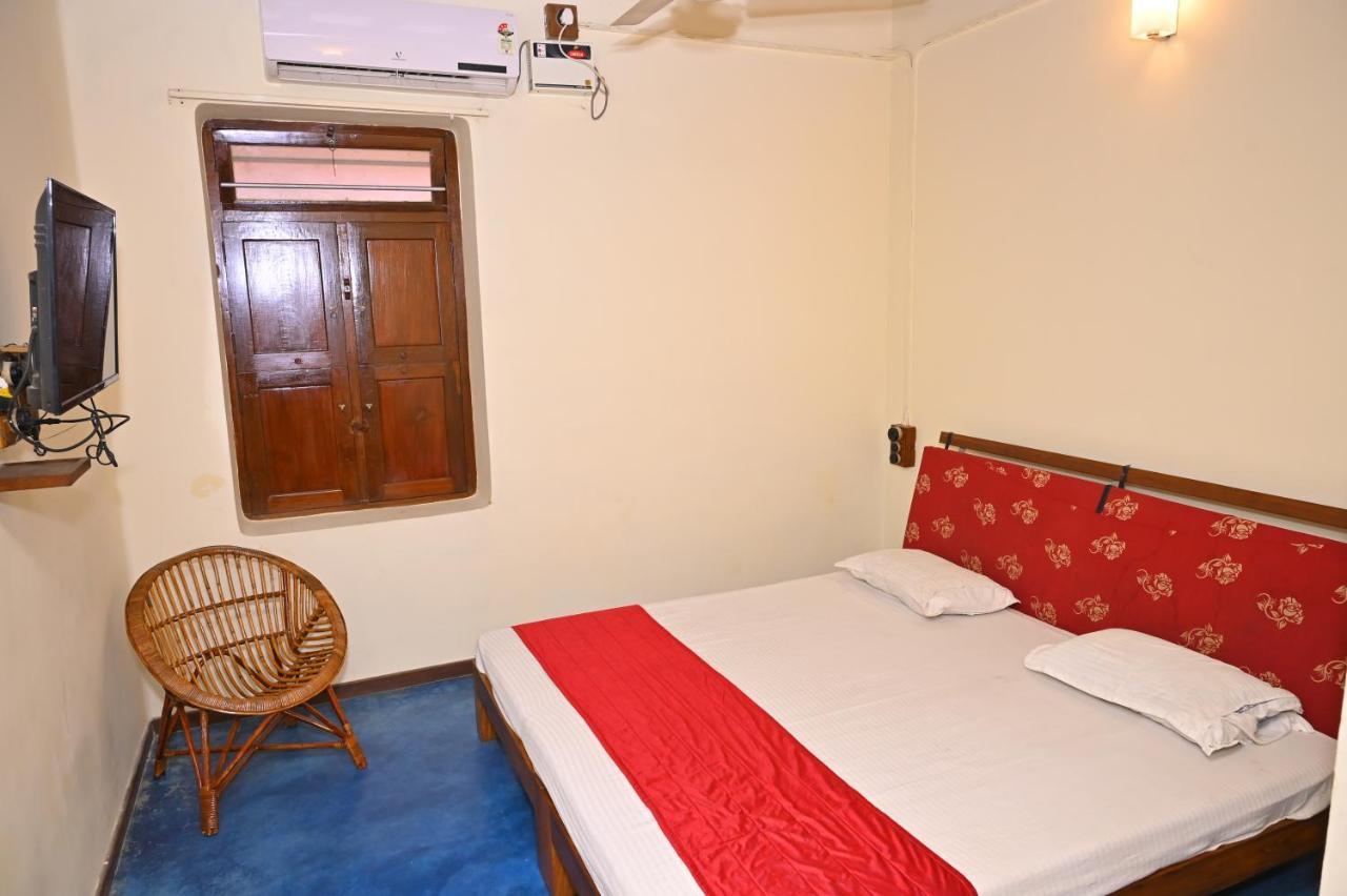 Les Boganveillea Heritage Guest House Auroville Exterior foto