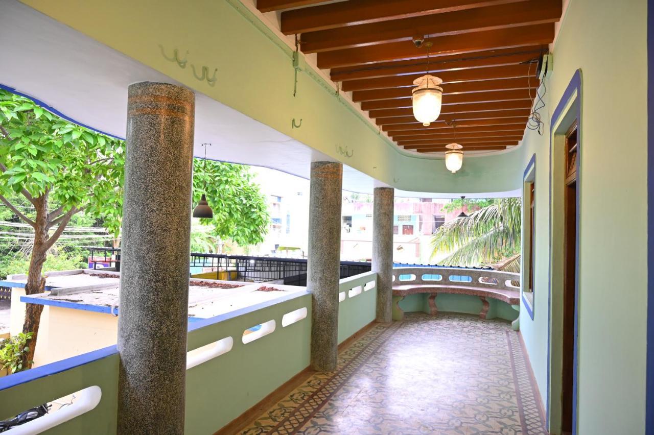 Les Boganveillea Heritage Guest House Auroville Exterior foto
