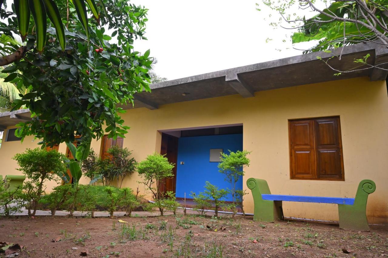 Les Boganveillea Heritage Guest House Auroville Exterior foto